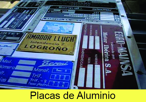 Diseñamos e imprimimos placas de aluminio.